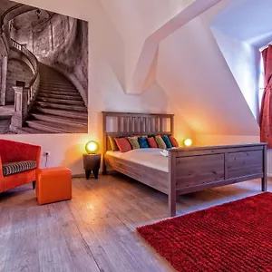 Luxury Paulay Street Apartamento