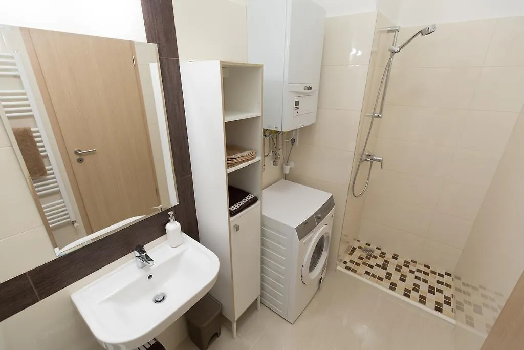 Bpr Oktogon Center Apartment Budapest