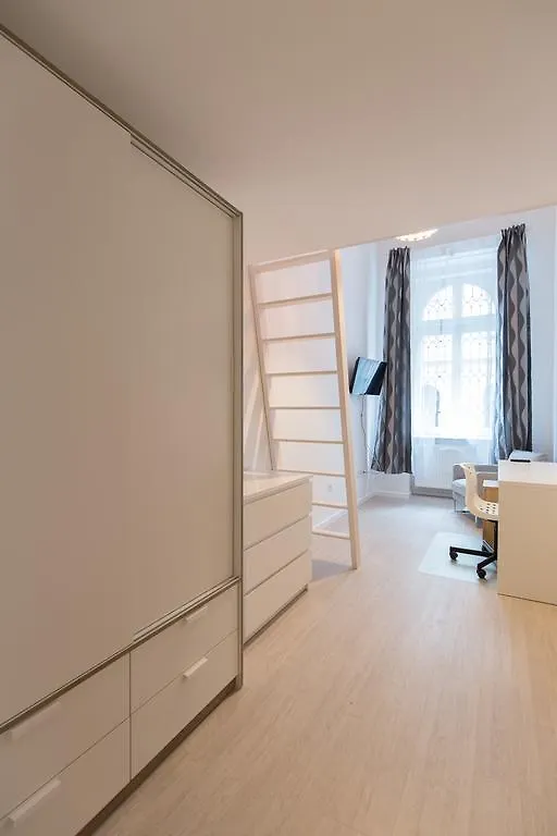 Bpr Oktogon Center Apartment Budapest