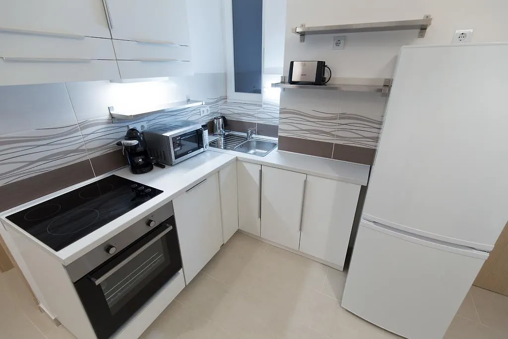 Bpr Oktogon Center Apartment Budapest