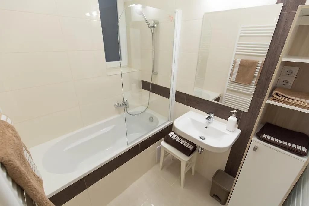 Bpr Oktogon Center Apartment Budapest